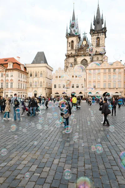Prague, Czech Republic, 5th. May, 2011 : Bubbles and People on O — Stock Photo, Image