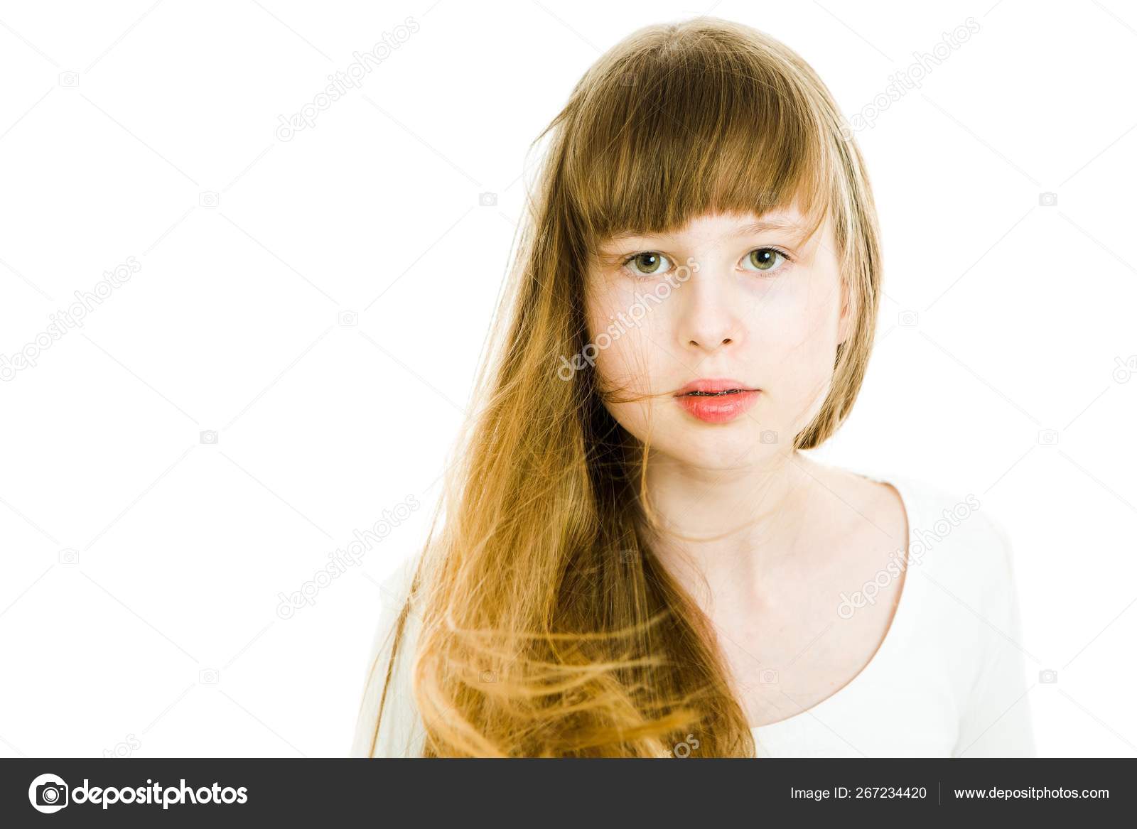 Beautiful Young Teen Girls With Long Blond Straight Hairs