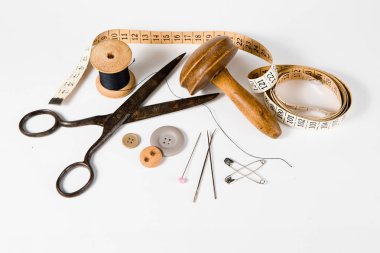 Terzi natürmort seti - el yapımı özel terzi için vintage araçlar