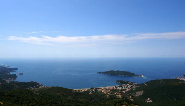 Панорамний Вид Зелених Балканських Гір Блакитного Адріатичного Моря Міста Будва — стокове фото