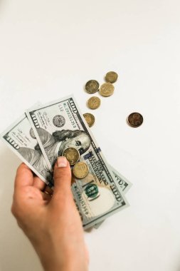 dolar ve sent beyaz zemin üzerine izole