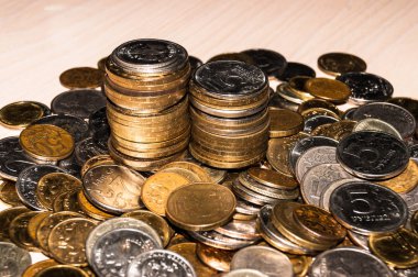 Rus paraları farklı mezheplerin bir yığın halinde olan ta