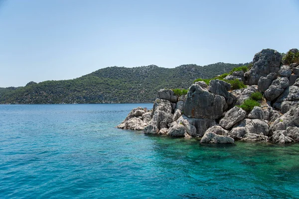 Mar Egeo Con Hermosas Aguas Turquesas Costa Rocosa Vista Desde — Foto de Stock
