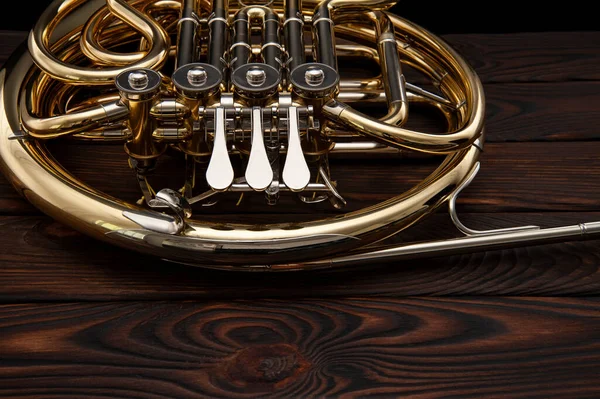 Musikinstrument Franska Horn Träyta Svart Bakgrund — Stockfoto