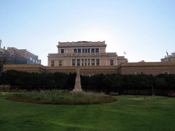 Avrupa, Yunanistan, Atina, parlamento binasında Park'tan görüntülemek