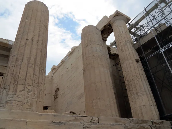 Europa Grecia Atenas Columnas Gigantes Entrada Acrópolis — Foto de Stock