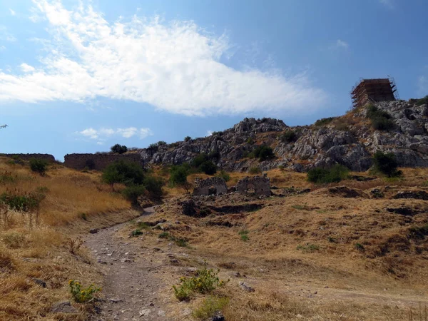 Europa Grecia Corinto Camino Cima Fortaleza Donde Encuentra Última Fortificación —  Fotos de Stock