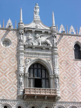 Festival balkon Doge Sarayı, Venedik, İtalya. Bu resmi deyimleri sırasında Doge geldi.