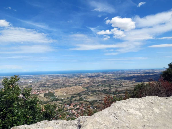 Monte Titano, San Marino, İtalya'dan Emilia-Romagna bölgesinin görünümü