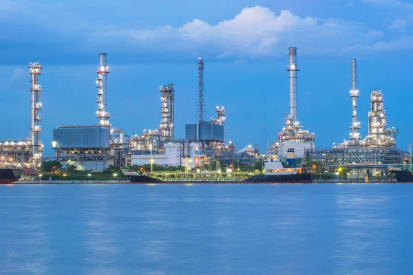 Fabbrica Raffineria Petrolio Crepuscolo Bangkok Thailandia — Foto Stock