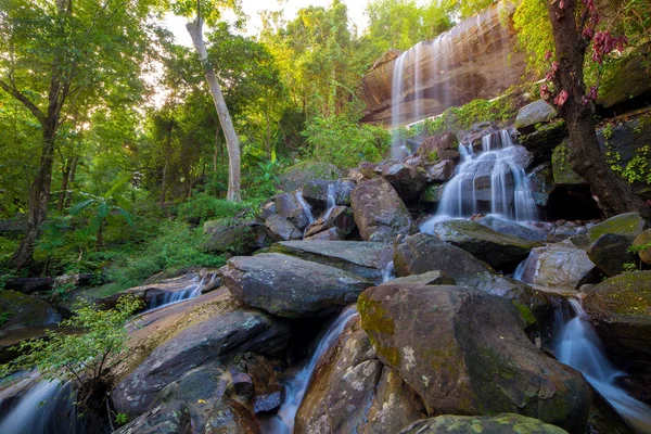 Cachoeira Bonita Floresta Tropical Soo Cave Roi Thailand — Fotografia de Stock
