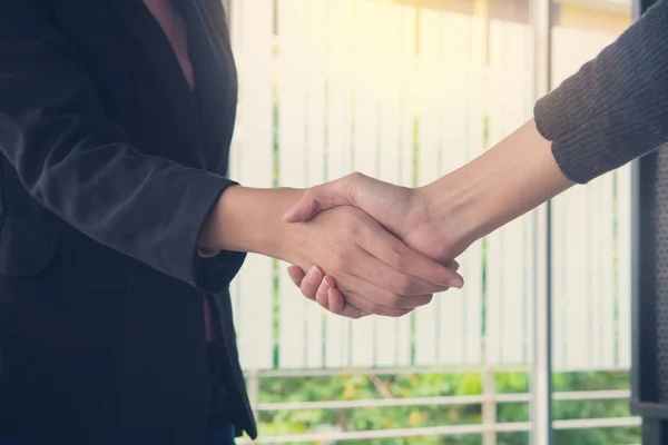Handshake Empresários Reunião Negociação Escritório Conceito Reunião Parceria Negócios — Fotografia de Stock