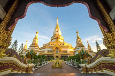 Wat Tay, güzel tapınak Tayland dönüm noktası.