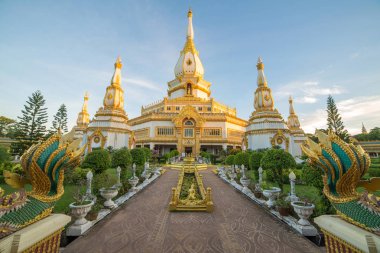 Wat Tay, güzel tapınak Tayland dönüm noktası.