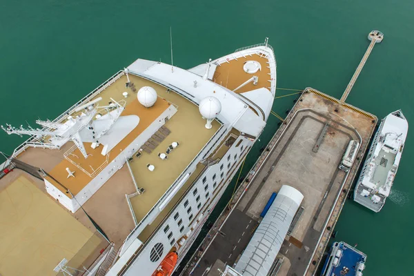 Роскошные Яхты Бросили Якорь Порту Сингапура — стоковое фото