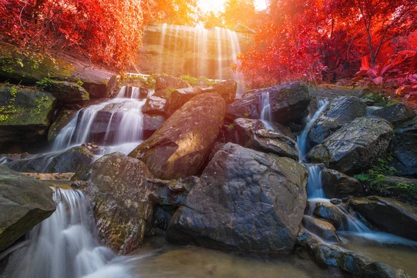 Wasserfall Wunderschön Regenwald Bei Soo Cave Roi Thailand — Stockfoto