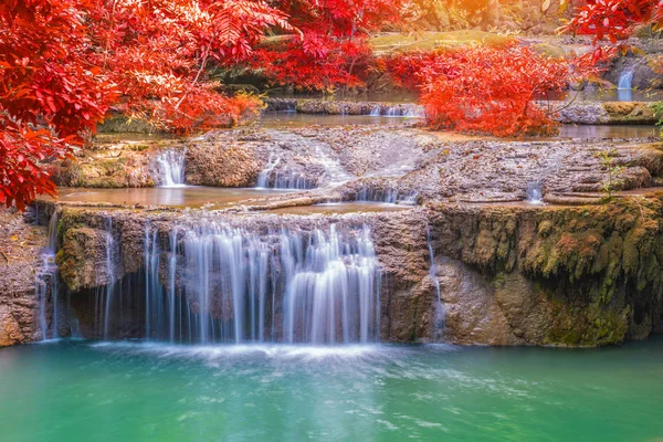 Vízesés Mély Erdő Erawan Vízesés Nemzeti Park — Stock Fotó