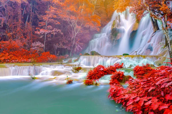 강우림의 폭포수 라오스 아방에 Tat Kuang Waterfalls Laos — 스톡 사진