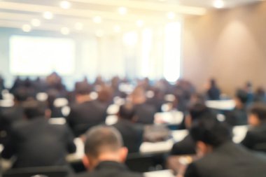 İş Bulanık Konferansı ve Konferans Salonunda Sunum.