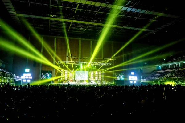 Marka Muzyczna Prezentująca Scenie Lub Koncert Live Defocus Oświetlenie Koncertu — Zdjęcie stockowe