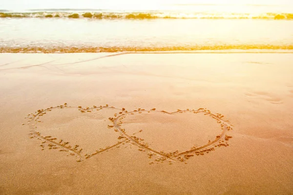 Amor Mano Escribir Corazón Arena Playa Día San Valentín —  Fotos de Stock