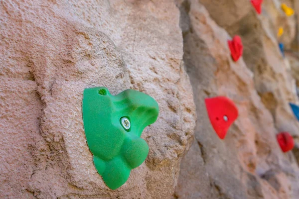 Outdoor Sports Climbing Stone Wall Multiple Grips Simulating Mountain Climbing — Stock Photo, Image