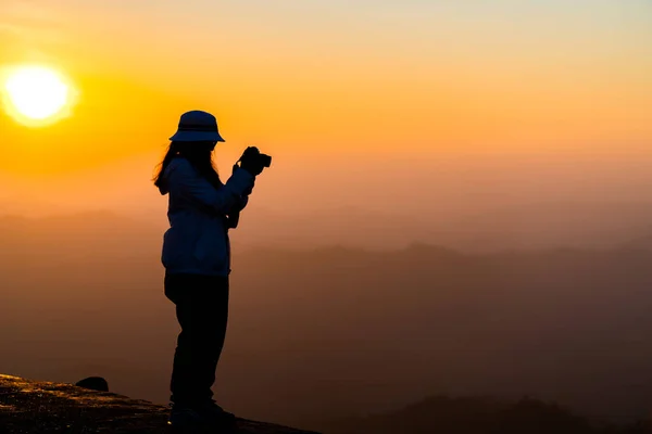 Silhouette Traveler Female Camera Smart Phone Taking Photo Enjoying Mountains — Stock Photo, Image