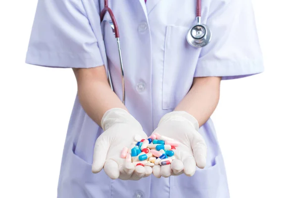錠剤や薬をカプセルに入れている医師の女性 薬剤師 薬剤師 食事薬 抗生物質やビタミンの概念 — ストック写真