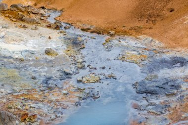 renkli manzara, Krysuvik jeotermal alan İzlanda, çamur pot