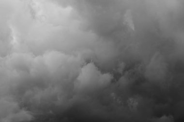 dramatik siyah beyaz koyu yapılandırılmış bulutlar