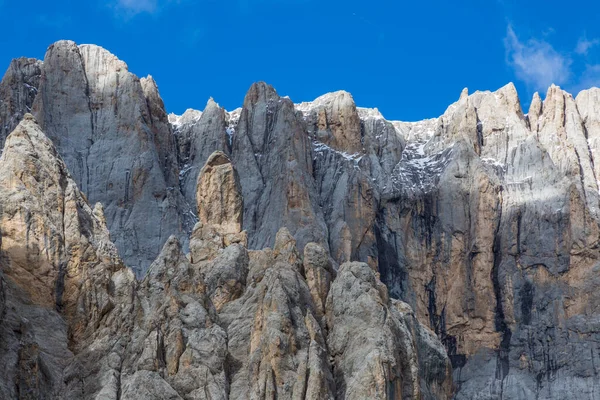 Rock formation in south face of Marmolada mountain — Stock Photo, Image