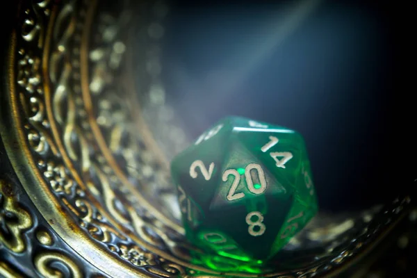 zar d20 dnd içinde