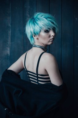 stüdyoda mistik kız