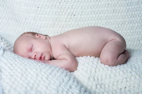 Pasgeboren Meisje Een Deken — Stockfoto