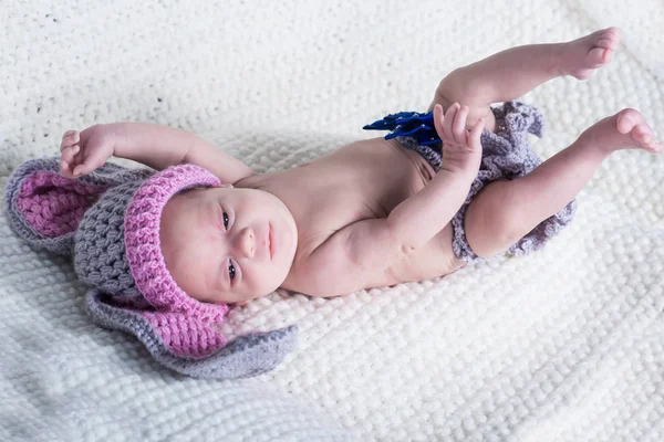 Niña Recién Nacida Una Manta — Foto de Stock