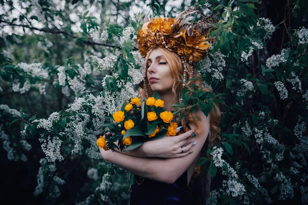 Nymphe Dans Les Bois Avec Des Lumières Florissantes — Photo