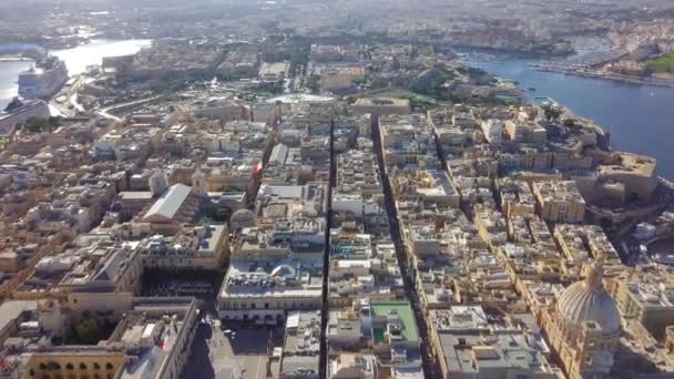 Mediterranean Island, Valletta Waterfront, Malte La Valette est la capitale de Malte. Situé dans le sud-est de l'île, entre Marsamxett Harbour à l'ouest et Grand Harbour à l'est .