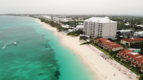 Grand Cayman Hotel Famous Seven Mile Beach Aerial Shot Hotel — Stock Video