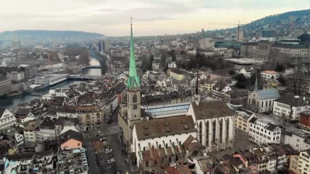 Église Romane Xiiie Siècle Rivière Limmat Centre Zurich Suisse Vue — Video
