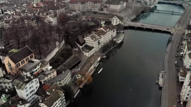 Luchtfoto Van Rivier Limmat Waterkant Het Centrum Van Zürich Zwitserland — Stockvideo