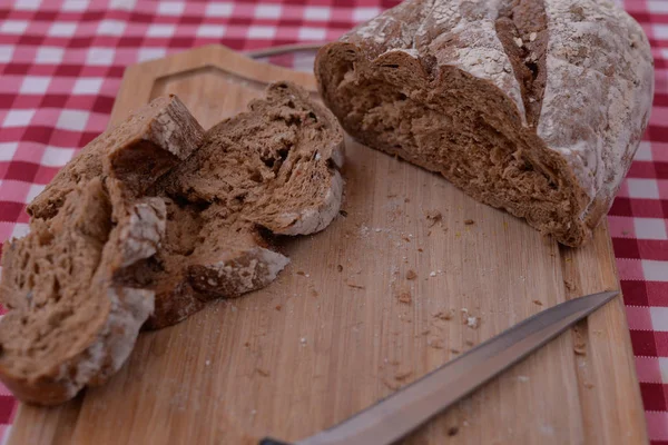 Frisch Gebackenes Brot — Stockfoto