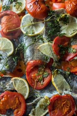 fırında balık ve sebze