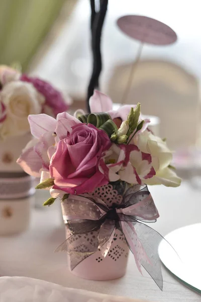 Bouquet Fleurs Pour Mariée — Photo