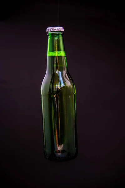 Arka Planda Bira Şişesi — Stok fotoğraf