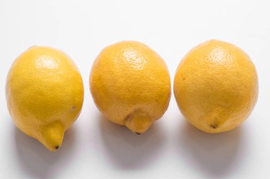  izole beyaz zemin üzerine limon