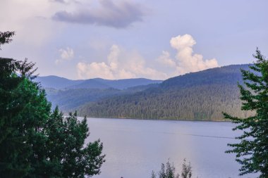  dağ gölü manzara ve gökyüzü