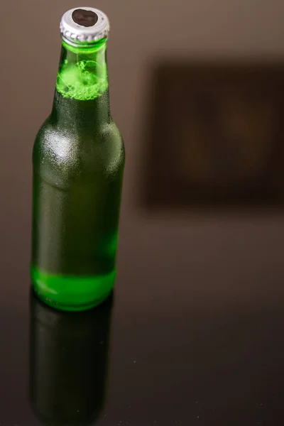 Garrafa Cerveja Fundo — Fotografia de Stock