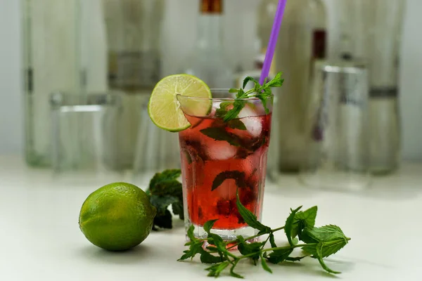 Refreshing Fruit Drink Background — Stock Photo, Image