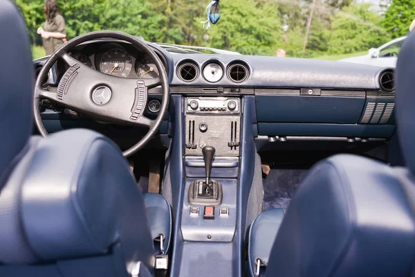 Board Convertible Car — Stock Photo, Image