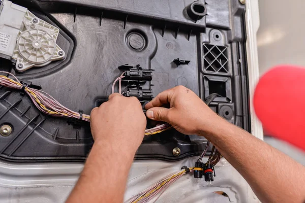 auto mechanic at work